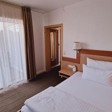 Hotel Garni Superior Metzingen  Exterior foto