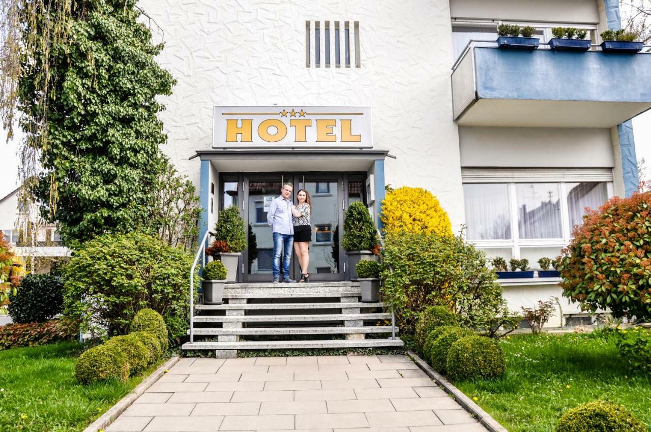Hotel Garni Superior Metzingen  Exterior foto